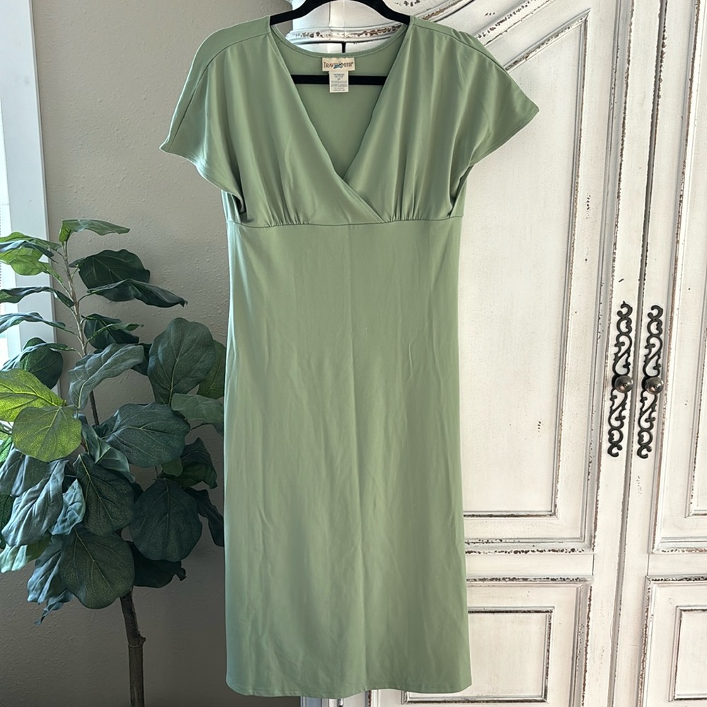TravelSmith Women’s Petite Small SP Short Sleeve Stretchy Green Dress
